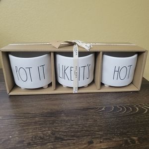 Rae Dunn Footed Planters 3x4 Inch Set Of 3 Pot It Like It's Hot NEW Spring Decor
